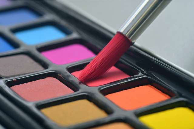 Keeping your fonts in embedded SVG